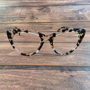 Warby Parker Women's Cat Eye Tortoise Clear Frame Glasses 52-19-145